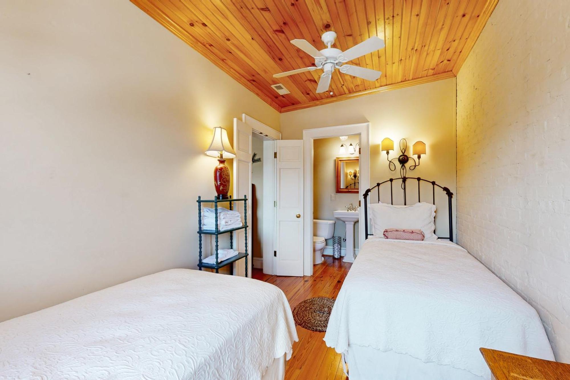 Appartamento North Star Manor Waynesville Esterno foto